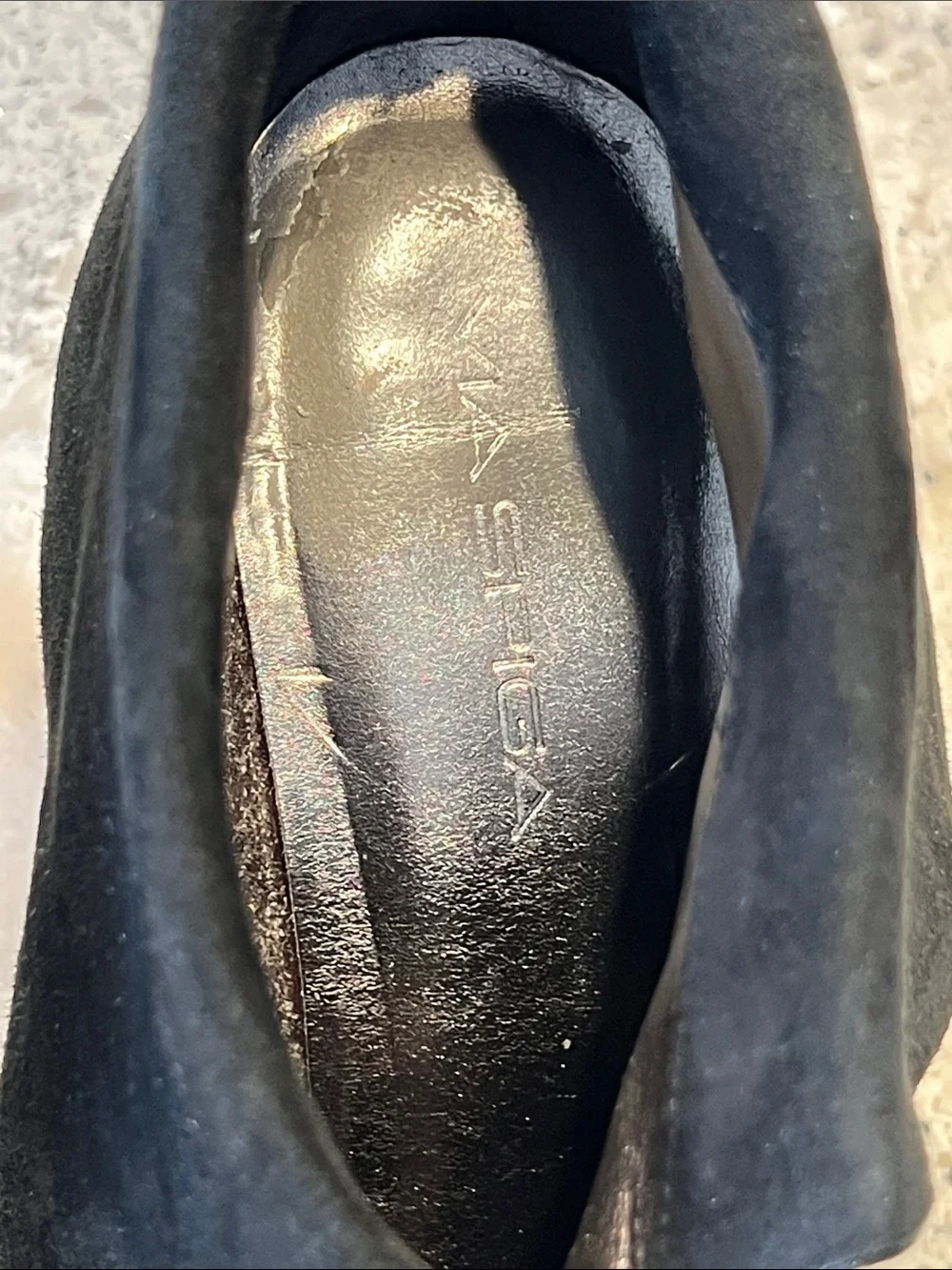 Via Spiga Suri Black Suede Foldover Cuff Ankle Booties - Size 8 EUC